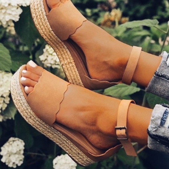 Shoes - Scalloped Espadrille Wedge Flatform Sandal Shoes - Scalloped Espadrille Wedge Flatform Sandal